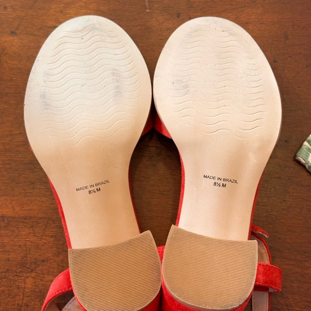 Able NWB Size 8.5 The‎ Mary red suede block heel strap sandals - Picture 7 of 12